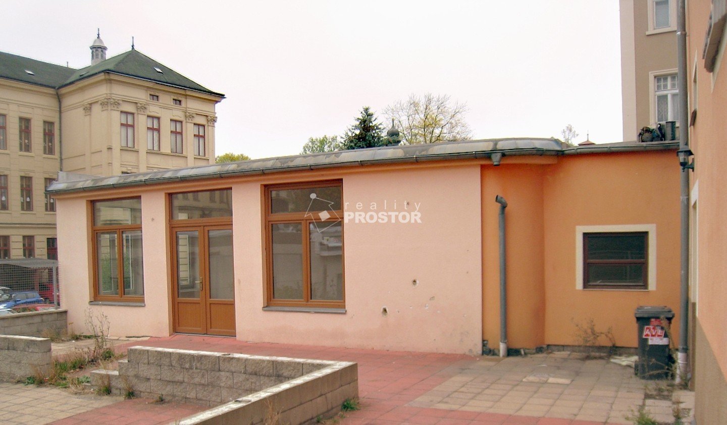 tn_zoom_filename_130532 tn_zoom_filename_130532